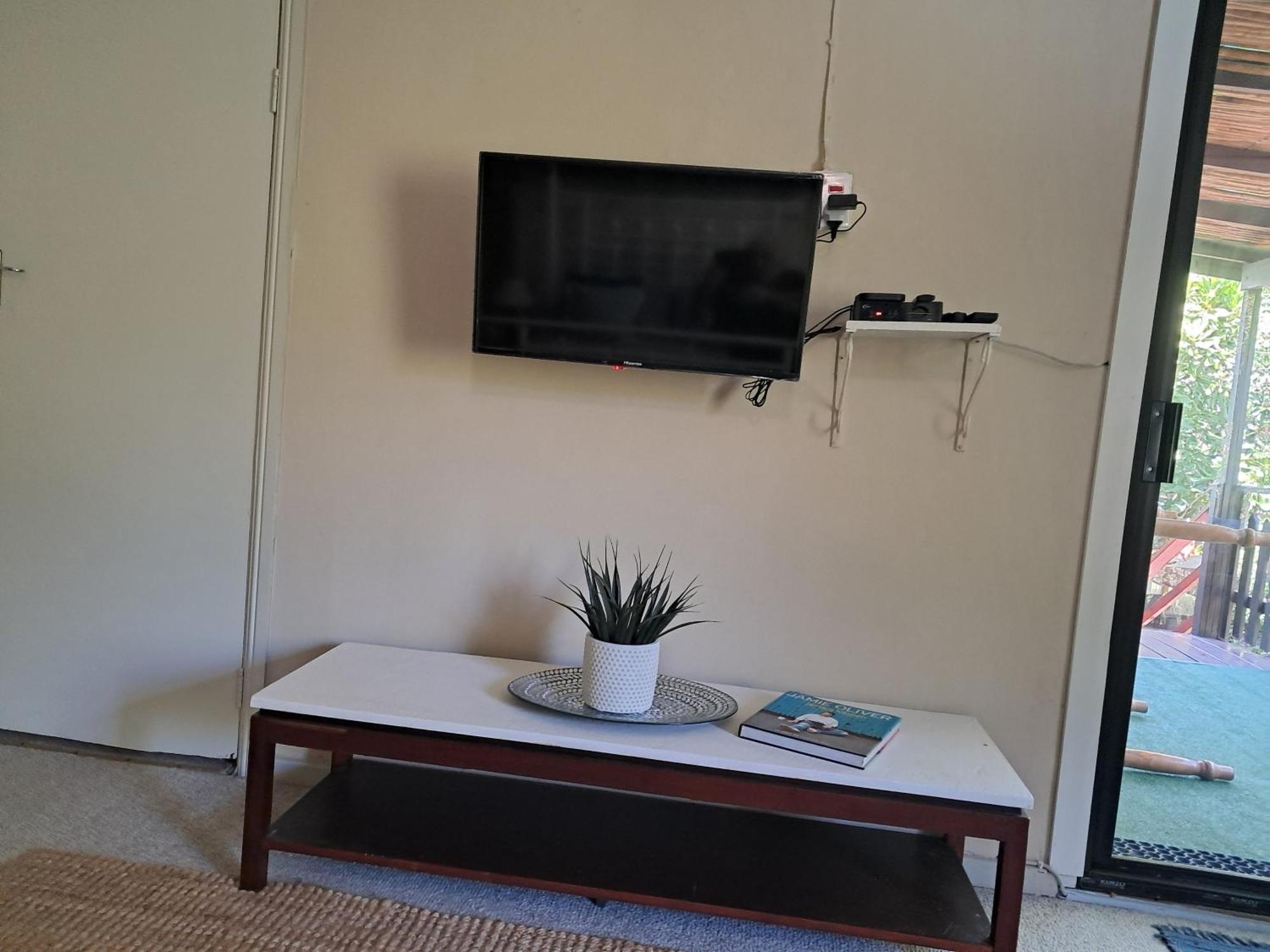 Glen House Apartment Brenton-on-Sea Exterior photo